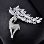 Spilla di cervo carino con zirconi di cristallo moda donna, Cute Deer