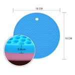 Tappetino rotondo antiscivolo resistente al calore in silicone a nido d'ape, dimensioni: 18x18x0,8 cm, Honeycomb Silicone Mat