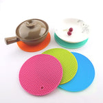 Tappetino rotondo antiscivolo resistente al calore in silicone a nido d'ape, dimensioni: 18x18x0,8 cm, Honeycomb Silicone Mat