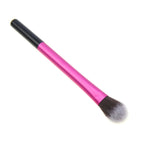 Il pennello per trucco con tubo in alluminio rosa evidenzia il pennello per ombretto