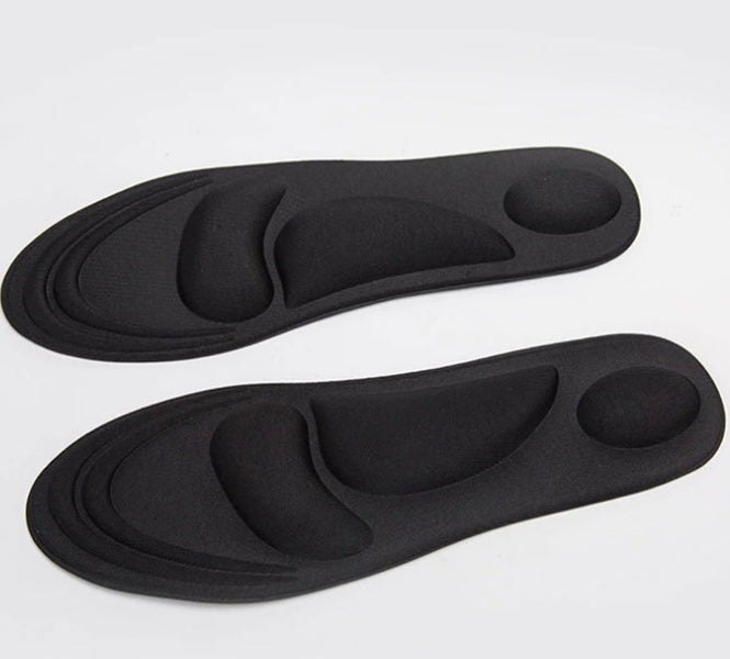 Un paio di cuscinetti per scarpe con tacco alto in spugna sportiva 4D per soletta morbida per sollievo dal dolore per donna