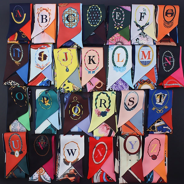 Sciarpa piccola da donna con lettera Tarocchi, larghezza: 6,2 cm, A, B, C, D, E, F, G, H, I, J, K, L, M, N, O, P, Q, R, S, T, U, V, W, X, Y, Z