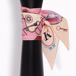 Sciarpa piccola da donna con lettera Tarocchi, larghezza: 6,2 cm, A, B, C, D, E, F, G, H, I, J, K, L, M, N, O, P, Q, R, S, T, U, V, W, X, Y, Z