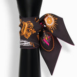 Sciarpa piccola da donna con lettera Tarocchi, larghezza: 6,2 cm, A, B, C, D, E, F, G, H, I, J, K, L, M, N, O, P, Q, R, S, T, U, V, W, X, Y, Z