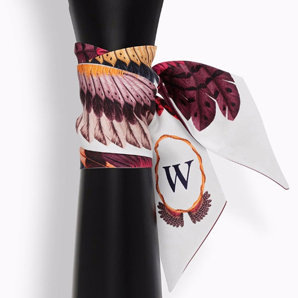 Sciarpa piccola da donna con lettera Tarocchi, larghezza: 6,2 cm, A, B, C, D, E, F, G, H, I, J, K, L, M, N, O, P, Q, R, S, T, U, V, W, X, Y, Z