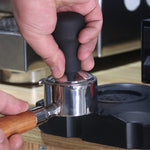 Pressa per polvere a pressione costante in allumina con martello per polvere di caffè in acciaio inossidabile, 58mm Black