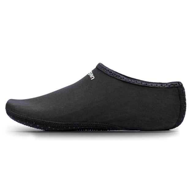 Yoogan 2 paia di calzini da spiaggia antiscivolo unisex per esterni per nuoto, immersioni, snorkeling, 2XS（28-29）, XS（30-32）, S（33-34）, M（35-36）, L（37-38）, XL（39-41）