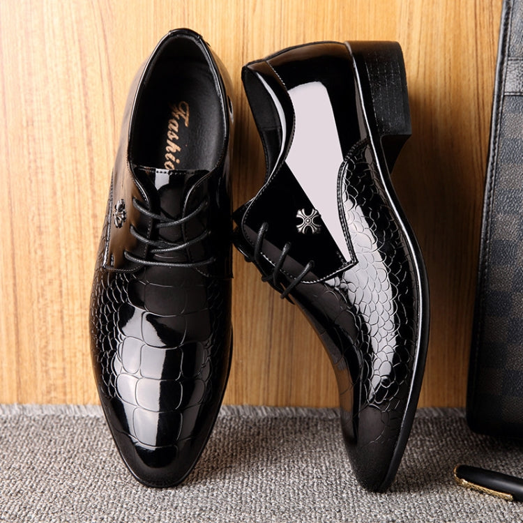Scarpe da uomo in pelle di coccodrillo lucida a punta, 38, 39, 40, 41, 42, 43, 44, 45