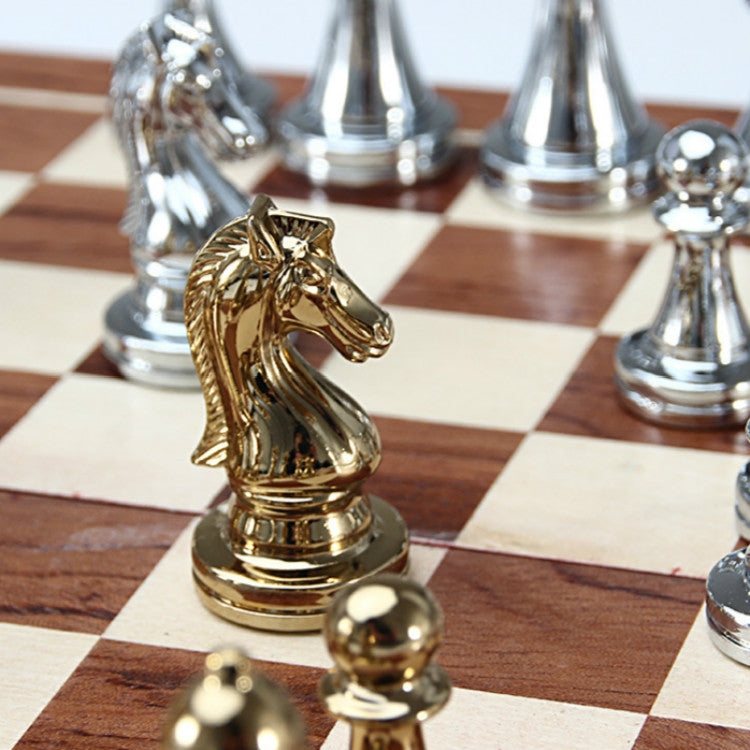 Set di scacchi per scacchiera europea semplice in lega di zinco, European Chess Set
