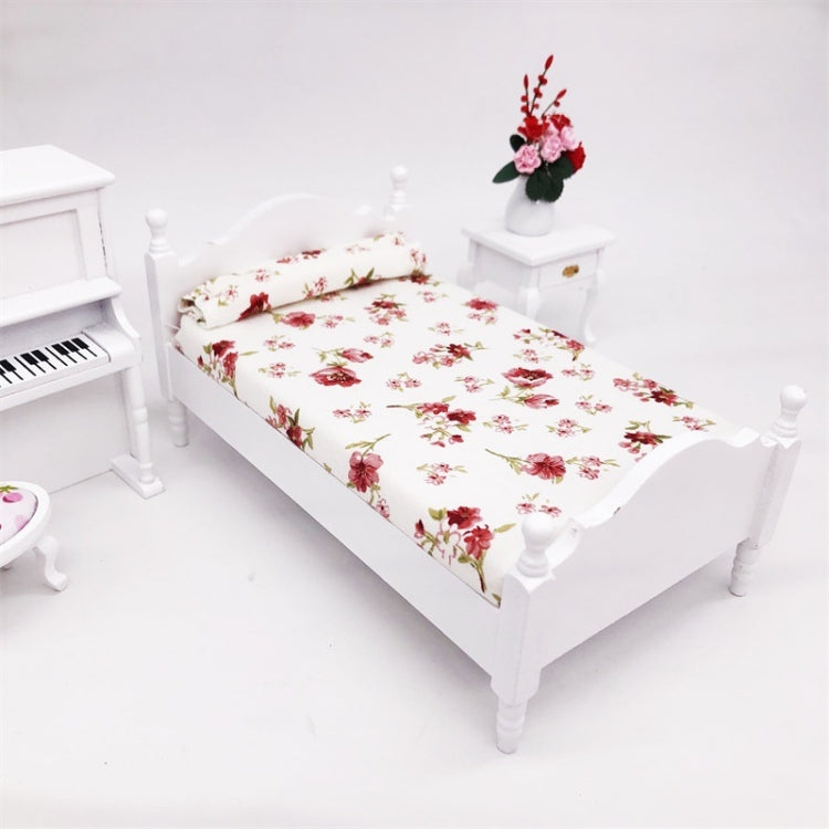Letto singolo bianco in legno 1:12 per casa delle bambole
