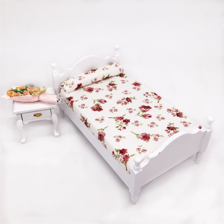 Letto singolo bianco in legno 1:12 per casa delle bambole