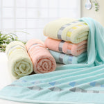 Asciugamano da bagno quadrato in cotone tinta unita Asciugamano da bagno ricamato con protezione ambientale naturale Asciugamano per la casa