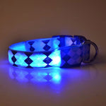 Collare per cani a LED ricaricabile con motivo scozzese, collare per cani di piccola taglia, S, M, L, XL