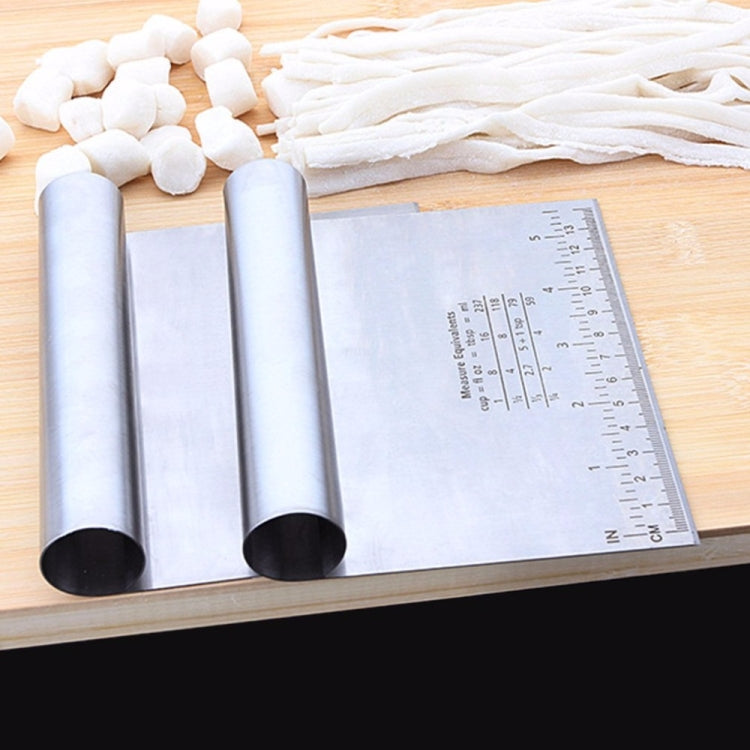 Home Durevole acciaio inossidabile con strumenti per la cottura della tagliatella con sezione in scala, Noodle Cutter (Silver)