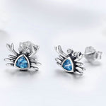 Orecchini in argento sterling Little Crab S925 con orecchini a forma di cuore con pietre preziose, SCE413
