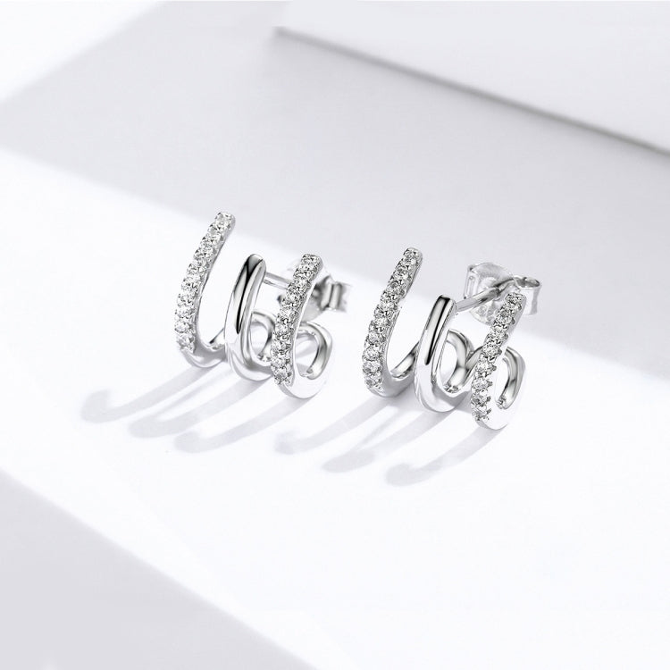 Orecchini in argento sterling Orecchini in argento intrecciato a tre strati Orecchini con zirconi, SCE585