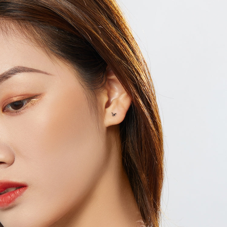Orecchini a farfalla in argento sterling Orecchini da ragazza placcati in platino freschi, semplici e compatti, SCE775