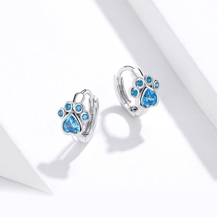 Orecchini semplici con zirconi in argento sterling con stampa zampa di gatto, SCE670