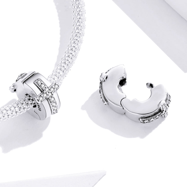 Accessori in rilievo di personalità fai da te in argento sterling S925 Perline in argento con fibbia di posizionamento incrociato