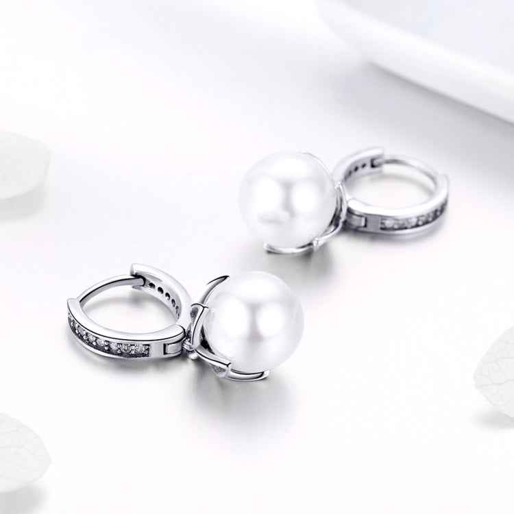 Orecchini rotondi con perline di conchiglia Orecchini semplici da donna in argento, SCE482