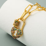 Collana da donna con squisita catena a clavicola in ottone micro-intarsiato con zirconi, Lock, Cloud