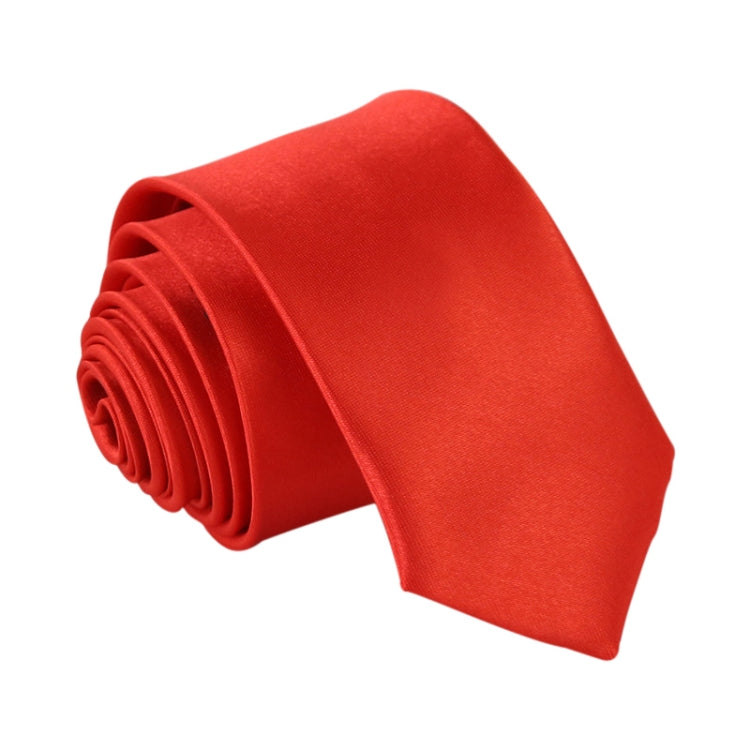 Cravatta sottile da uomo stretta e casual con cravatta sottile
