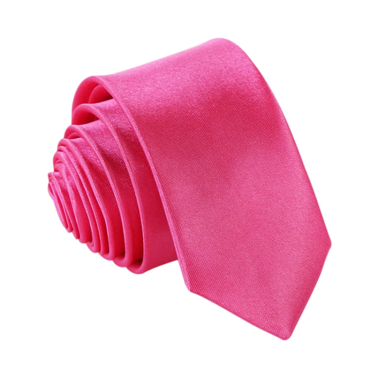 Cravatta sottile da uomo stretta e casual con cravatta sottile