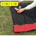 Tappetino da campeggio pieghevole ultrasottile portatile Tasca impermeabile Coperta da picnic all'aperto Tappetino da spiaggia con sabbia, dimensioni: 70 * 110 cm, 70x110cm Red, 70x110cm Blue