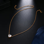 Collana con ciondolo a cuore in cristallo Collana a catena corta femminile