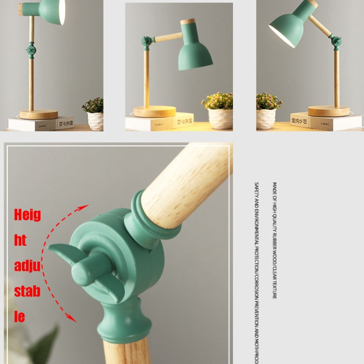 Lampada da scrivania con paralume in ferro e base in legno