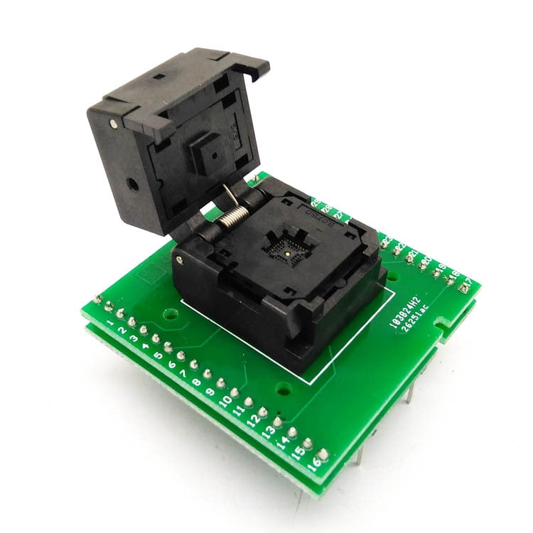 Scheda programmazione QFN32-0.5 doppio strato 8x8 cm