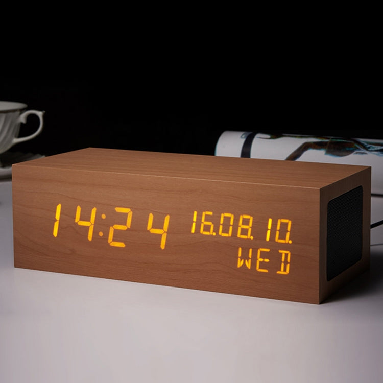 Orologio in legno con altoparlante Bluetooth