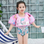 Giubbotto di salvataggio per bambini in stile gilet Salvagente in schiuma con braccio gonfiabile per nuoto libero, Hip-hop Dinosaur, Submented Mirror Whale, Blue Tail Mermaid, Black Hair Doll, Bow Doll