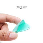 Custodia protettiva in silicone antigraffio antiurto a forma di goccia da 2 pezzi con moschettone per AirTag
