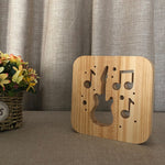FS-T1877W 2.5W Lampada da tavolo in legno massello a forma di chitarra LED Night Light, Guitar