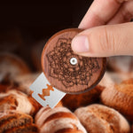 Coltello tondo per baguette per pane Coltello per tagliare il pane a doppia faccia in legno con 5 lame, Beech, Flower Pear Wood, Pattern 1 Flower Pear Wood, Pattern 2 Flower Pear Wood, Pattern 3 Flower Pear Wood, Pattern 4 Flower Pear Wood             ...