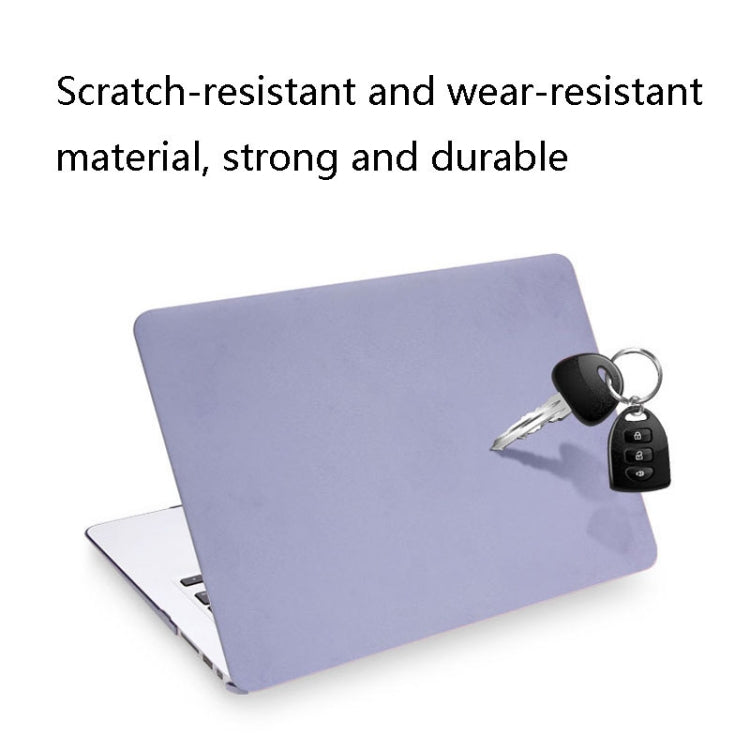 Custodia protettiva in plastica crema per MacBook Pro 15