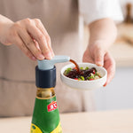 Spremiagrumi per bottiglie di carburante per uso domestico, 2 ugelli per bottiglie di salsa di ostriche, Small (Green), Small (Blue), Small (Warm Gray), Large (Green), Large (Blue), Large (Warm Gray)