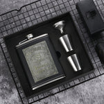 Fiaschetta portatile in acciaio inossidabile con imbuto per bicchiere di vino, stile:, 8OZ New Jack Patch Core, 8OZ Old Jack Patch Core, 8OZ Old Man Patch Core, 8OZ Yellow Floral Pattern Core, 7OZ Black Leather Jack Gray                                ...