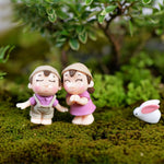 4 PCS Ragazzi e ragazze Micro ornamenti paesaggistici Decorazioni per la casa dei giocattoli, consegna in stile casuale, 4 PCS Boys and Girls House Decorations