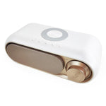 Altoparlante Bluetooth con ricarica wireless e orologio LED da tavolo.