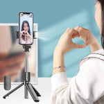 Bastone selfie con treppiede e luce Bluetooth
