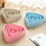 Ciotola per cibo per cani anti-soffocamento in plastica resistente al triangolo, Large Pink, Large Blue, Large Beige