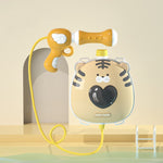 I bambini pompano all'aperto lo spruzzo d'acqua gioca i giocattoli dell'acqua della spiaggia della spiaggia, stile:, Shiba Inu, Cat, Tiger, Pink Pig, Police Car, Train, Excavator, Dinosaur, Rainbow, Astronaut