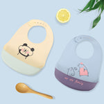 Bavaglino in silicone impermeabile spray per bambini Asciugamano per saliva ultrasottile, modello:, Funny Panda, Bear Baby, Lemon Game, Orange, Lemon Singer, Dinosaurs Athlete, Pear Brothers, Baby Panda, Animal House, Rabbit BATT2, Lion Dot 2          ...