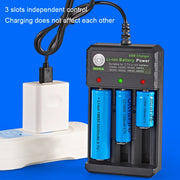BMAX 18650 Caricabatteria indipendente per batterie al litio da 3,7/4,2 V con sedile di ricarica USB a 3 slot, 3 Slot USB(Black)