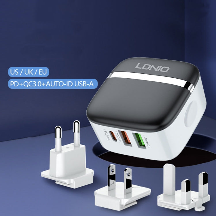 Adattatore caricabatterie LDNIO A3513Q 32W QC3.0 3 porte USB