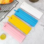 4 pezzi / set raschietto per crema in plastica PP spianatrice per torta al forno a doppio lato a dente di sega, 4 PCS / Set White, 4 PCS / Set Yellow, 4 PCS / Set Sky Blue, 4 PCS / Set Pink