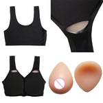 Intimo crossdressing con seno finto in silicone