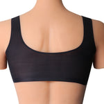 Intimo crossdressing con seno finto in silicone